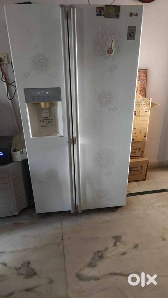 DOUBLE DOOR FRIDGE