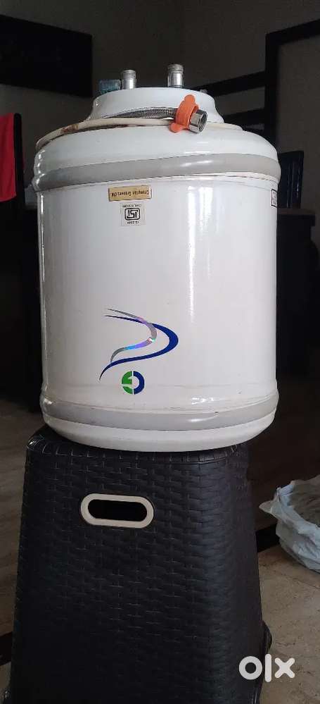 Crompton Geyser 15L