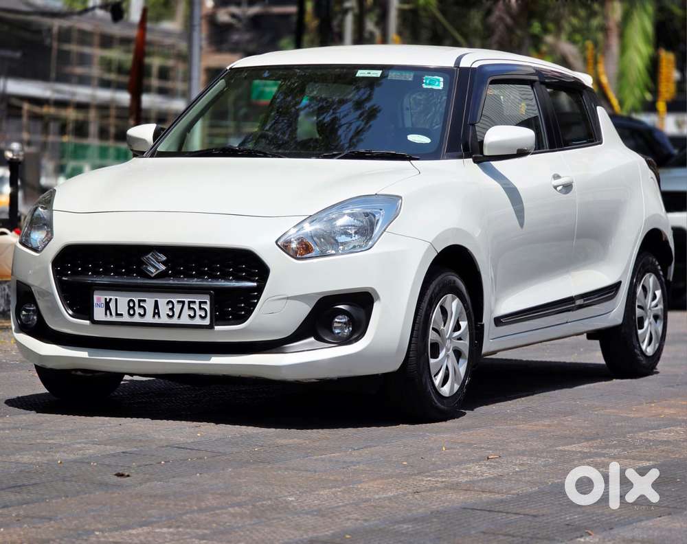 Maruti Suzuki Swift VXI Optional, 2022, Petrol