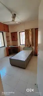 3 bhk specious flat on rent avilable from 1st Oct