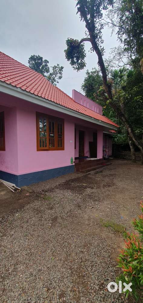 2bhk 4.5km to infopark