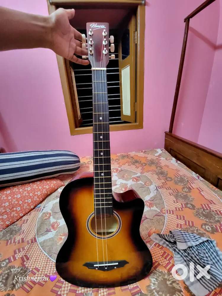 Henrix 38c guitar