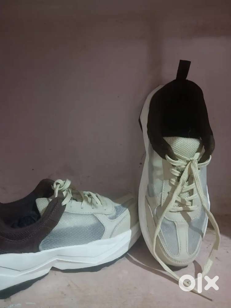 Shoes ( 7 size ) original zudio