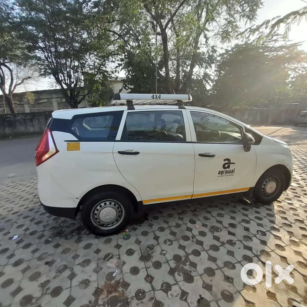 Ola Uber Outstation K Liye Driver Chahiye Jo Rohini K Pass Rahta Ho.