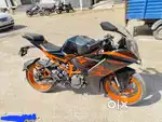 Ktm Rc 125 Black colour showroom condition gadi gulabpura khadi h