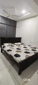 Raning hostel for sale in kondapur 34 rooms 100 bed's capacity