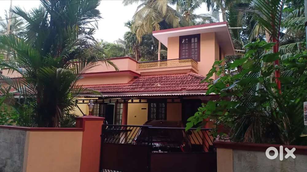 2Bhk house for rent in pottammal, Kozhikode.