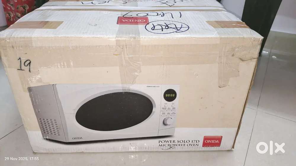 Onida microwave oven 17Ltr Black and Decker 500ml citrus juicer