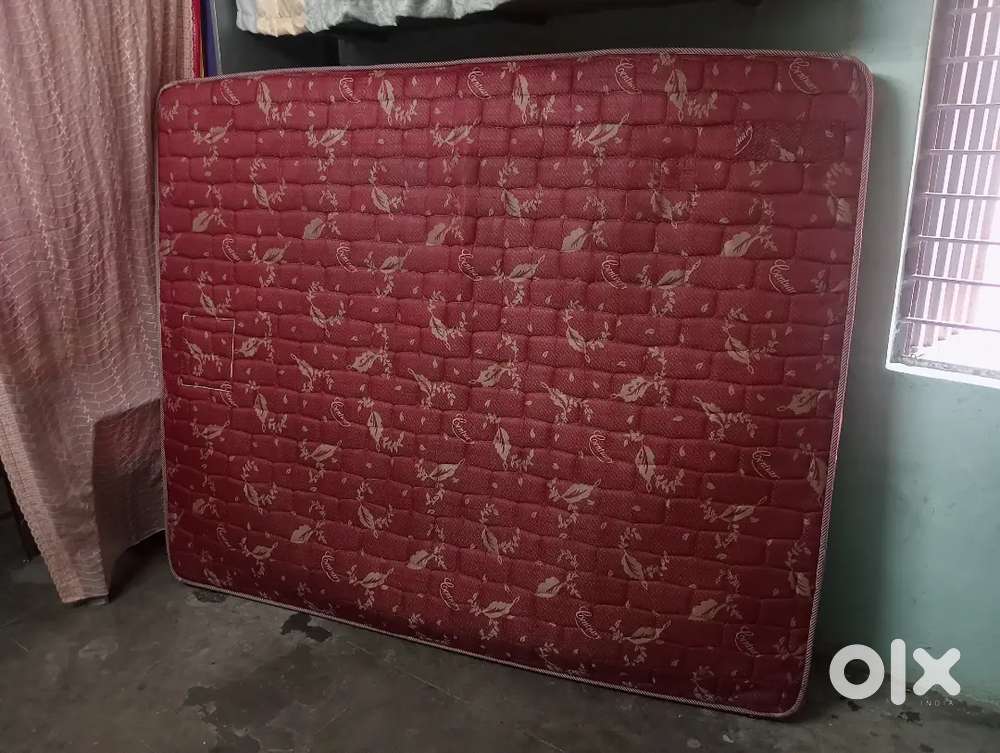 Centurrys Spring Mattress (78×60) and perfect queen size cot