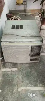 LG A/C  15 year old