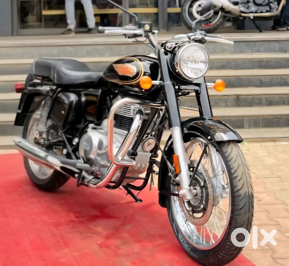 Royal enfield bullet 350 battalion black