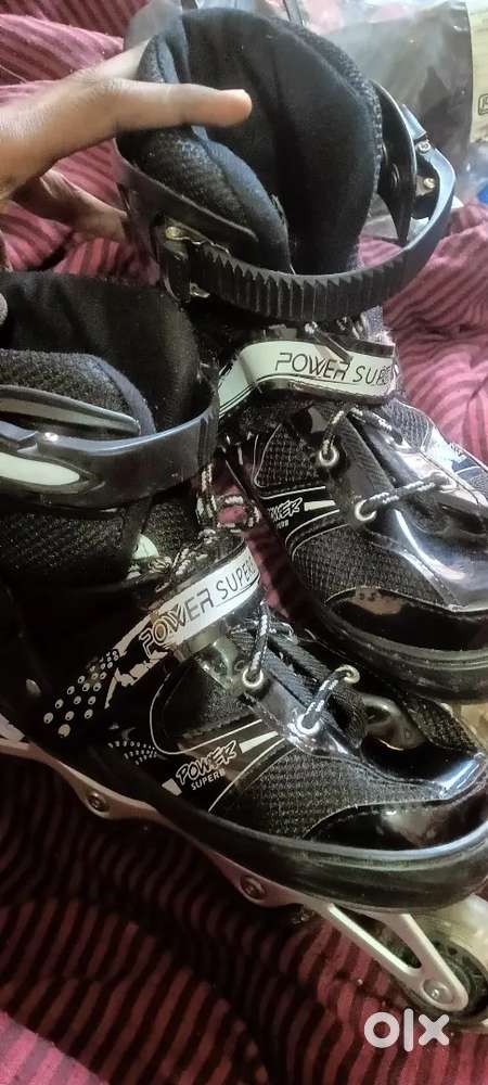 Inline Skating Shoes for 10 to 15 years.