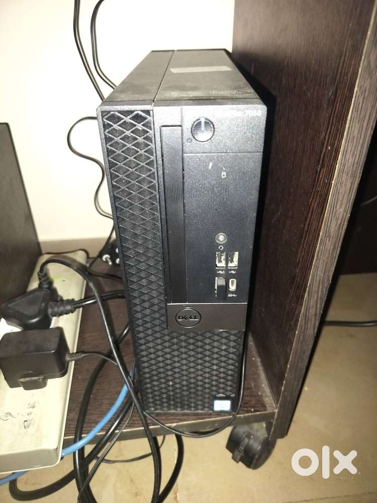 Dell Desktop With Monitor AND Epson 200 Printer