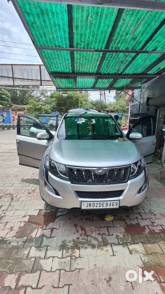 Mahindra XUV500 W8 top modle 2014