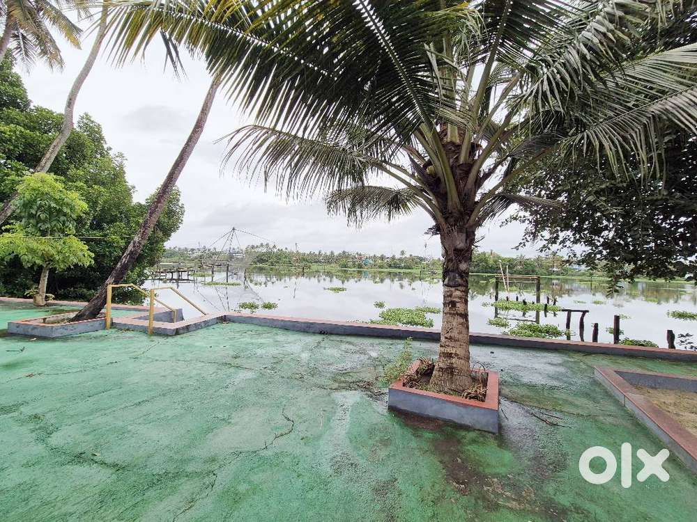 26 Cent Waterfront Property with 2BHK House – Vaduthala, Ernakulam