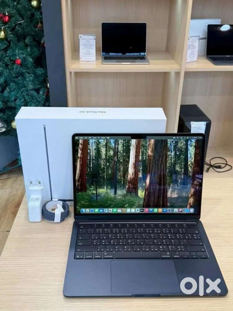 Apple 2025 MacBook Air (13-inch (8-core GPU,16GB Memory,256GB)