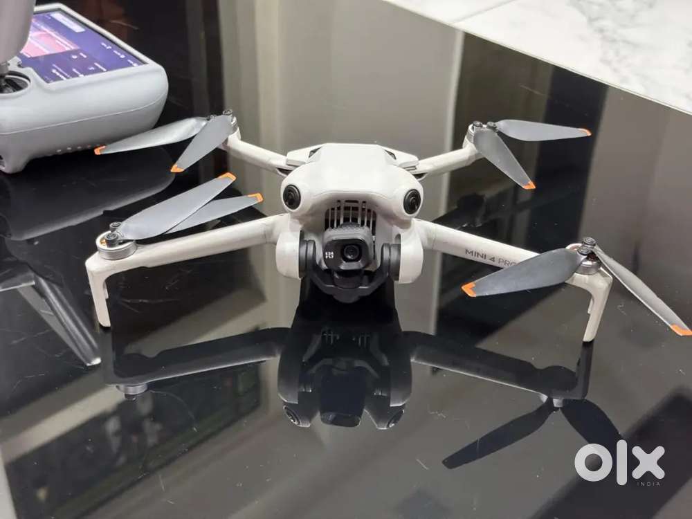 DJI Mini 4 PRO Drone Fly more combo RC2 remote