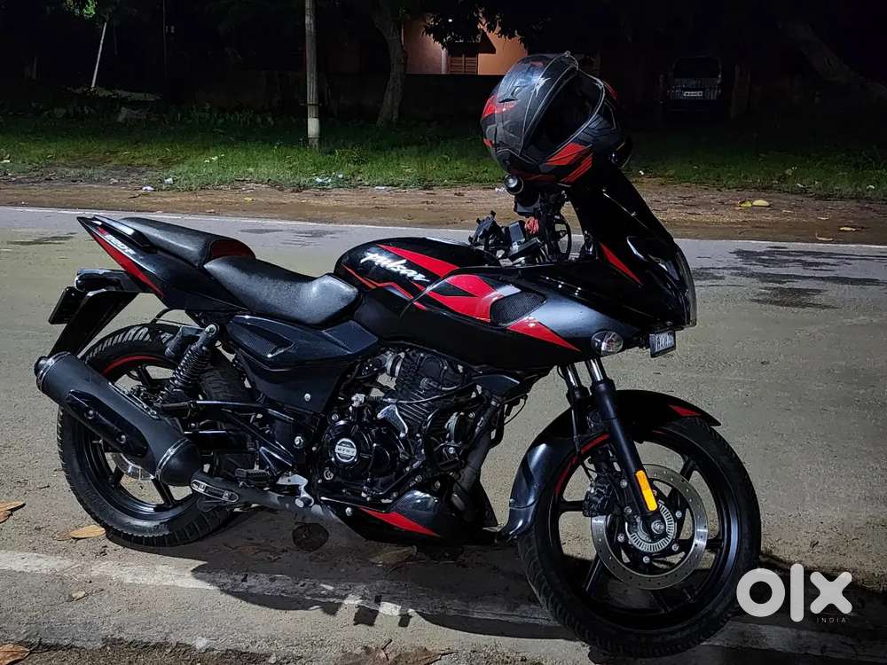 Pulsar 220 F Mint Condition