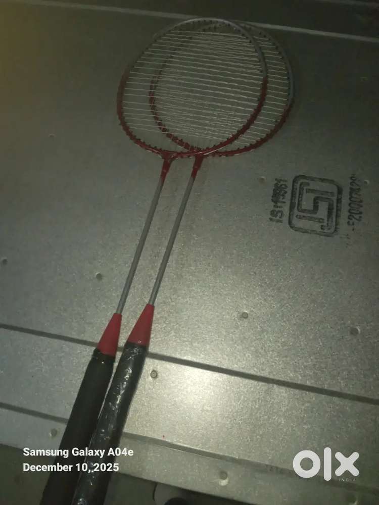 Badminton playing with cook just to day I play this Badminton