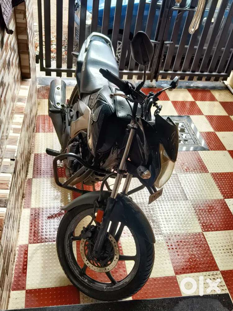 Cb unicorn 160.. Very good condition 1st owner