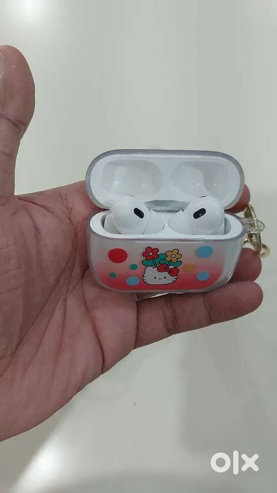 Airpods pro .totally unused. With lightning cable