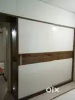 फलेट शोरूम ओफिस में लेटेस्ट फर्नीचर ओर ओल वकॅ समाधान