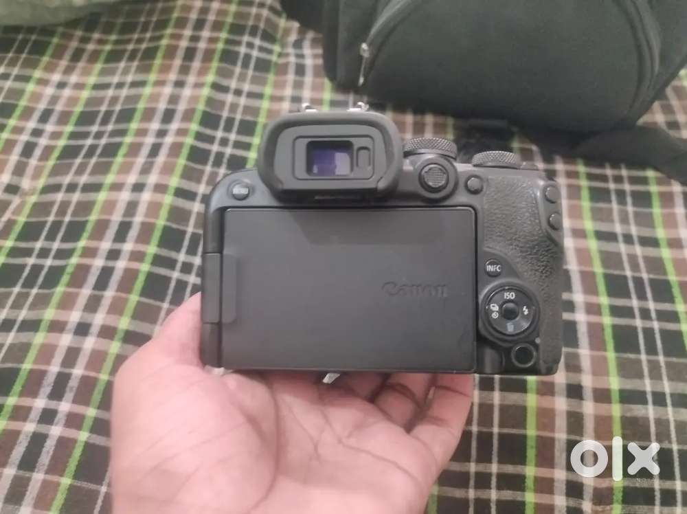 Canon R10, Original battery, Bill, Box, Extra battery