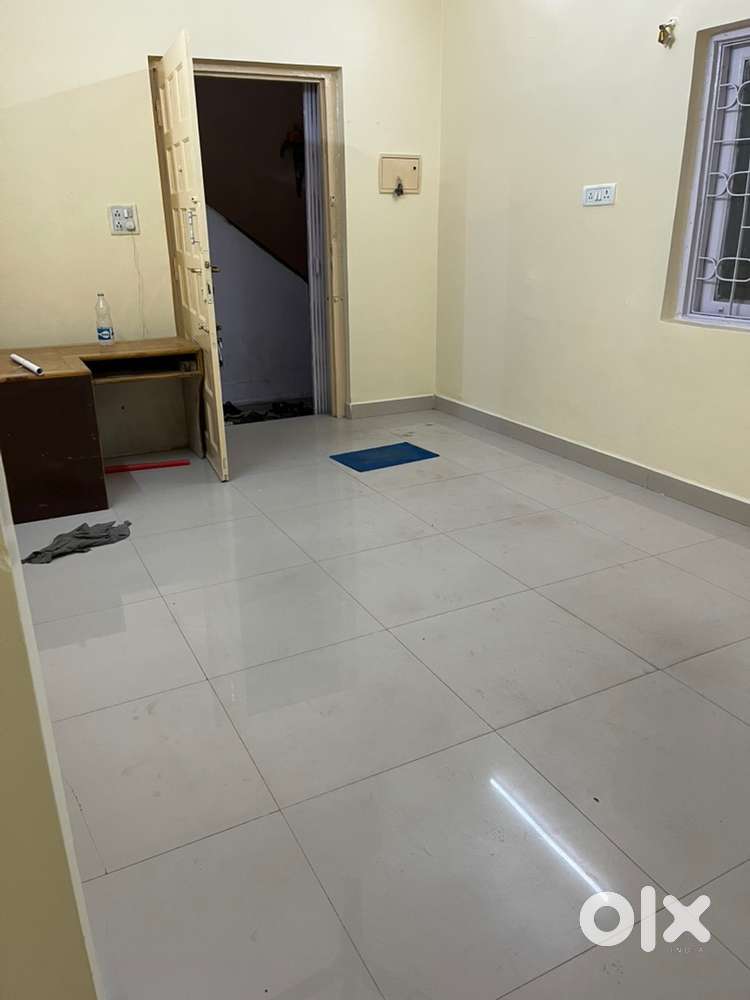 1 bhk 1 floor sneh Nagar main road in jabalpur