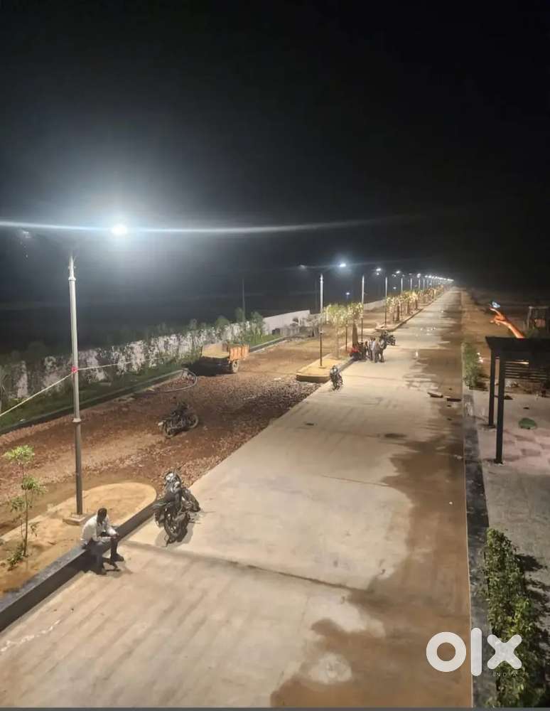 प्लॉट ही प्लॉट