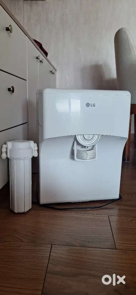 LG RO Water Filter with Full AMC for Sale