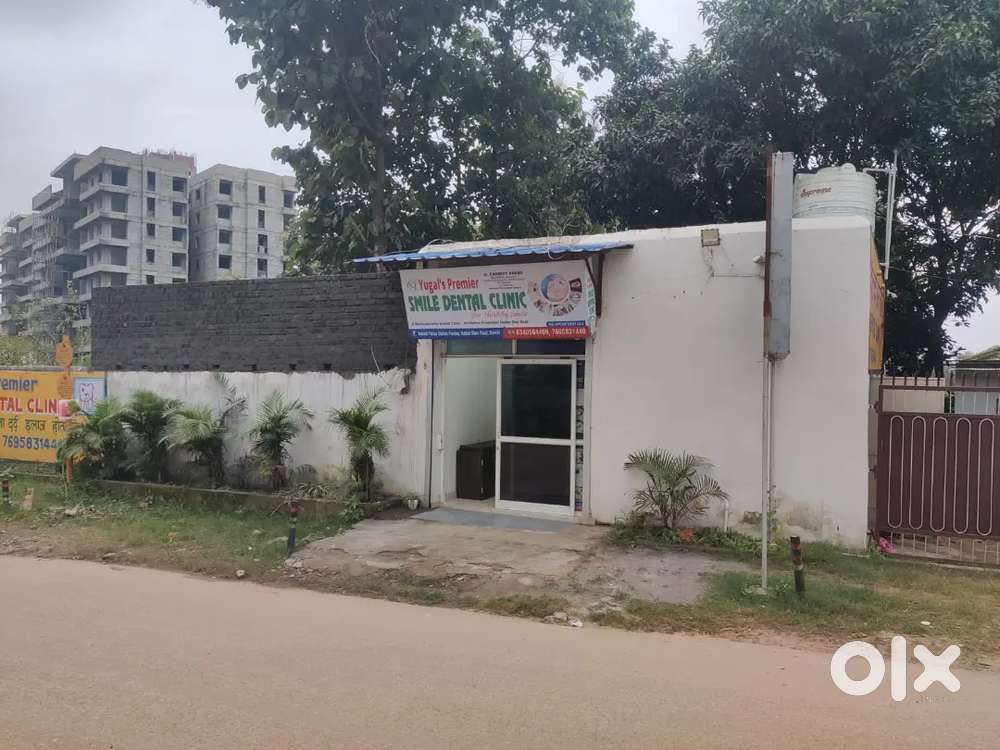 Receptionist for Dental clinic