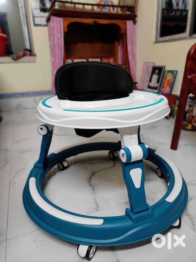 StarAndDaisy Activity Walker  (Blue)