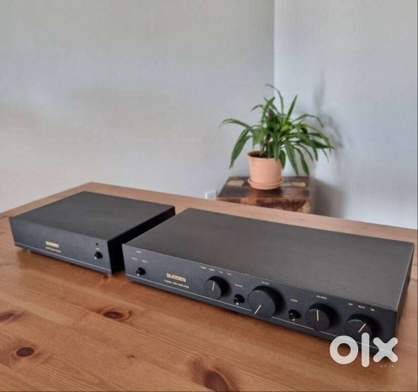 Sugden C128SL Preamp with separate Power Supply