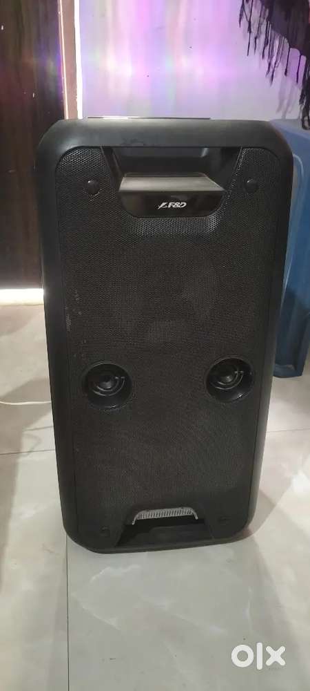 F&D Authentic Sound System with Mike Use AC light or internal Battery