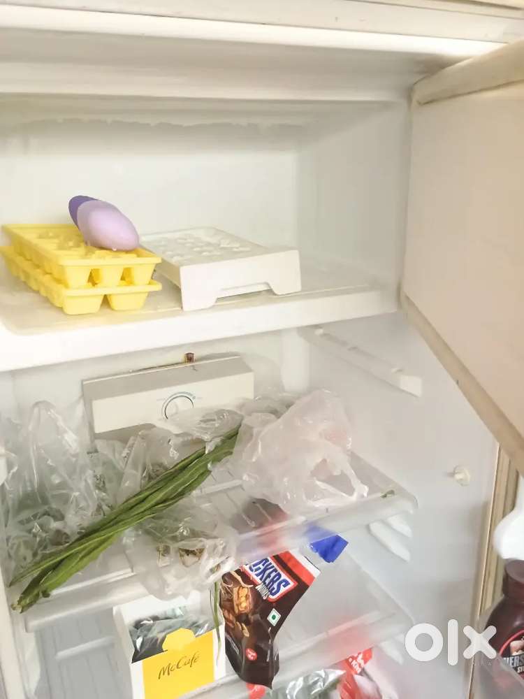 Fridge and air cooler excellent working condition-move out sale