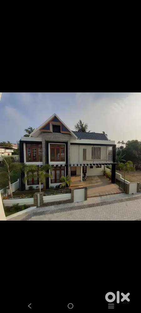 4.41 CENT 2,000 SQFT PREMIUM FURNISHED GATED VILLA SALE ELAMAKKARA