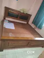 Sheesham wood bed for sale