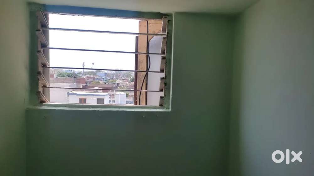 Fully furniture &  title clear. Loan available in this