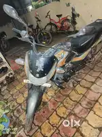 Bajaj CT 100