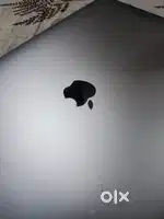 MacBook Pro 15 inch 2018 16Gb Ram 256Gb SSD i7 processor 4 port