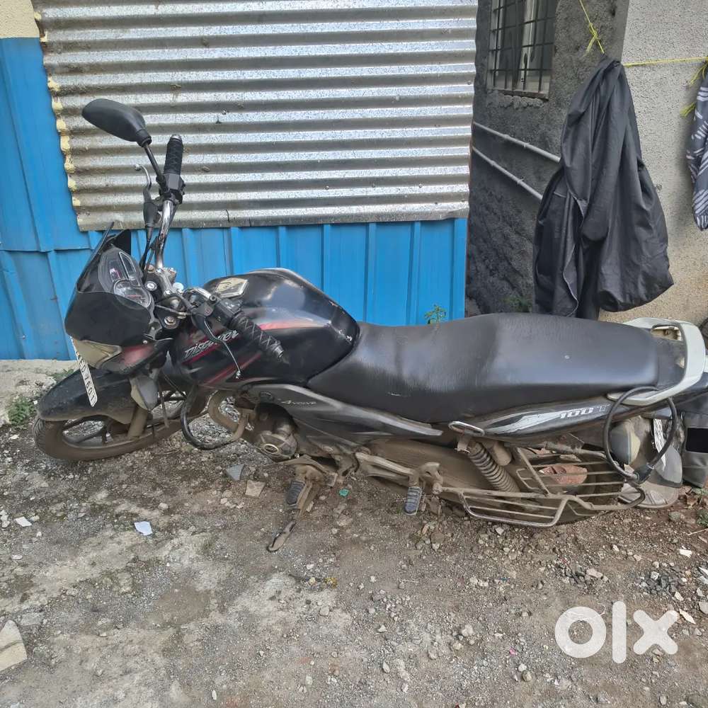 Bajaj discover 100T