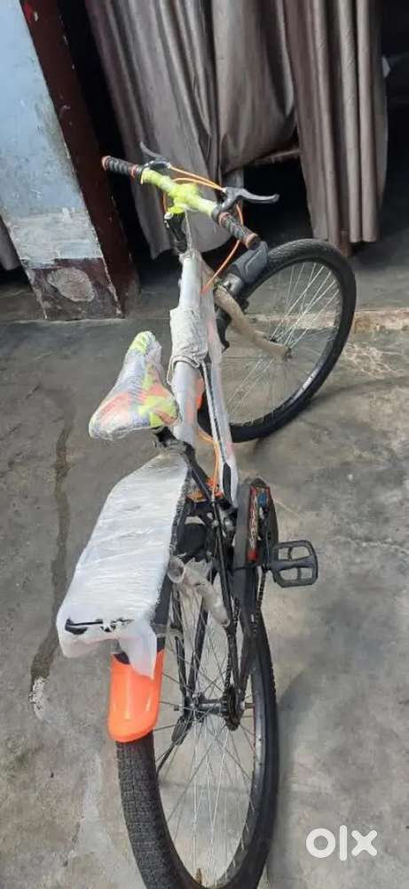 Bilkul new h cycle panni pak