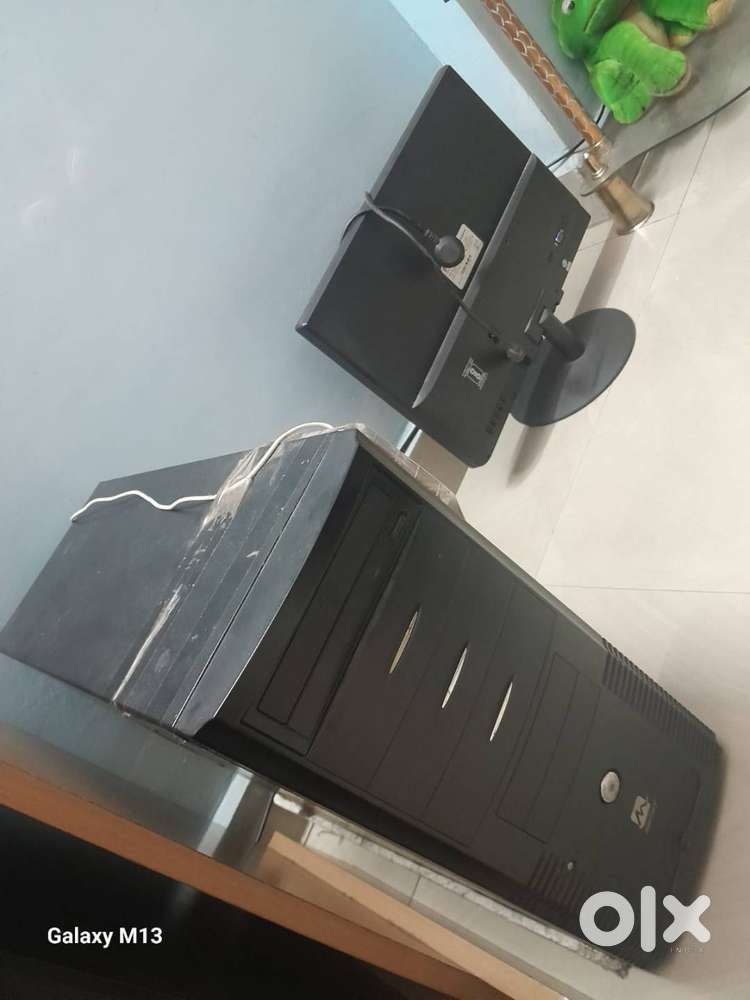 desktop without key board and mouse