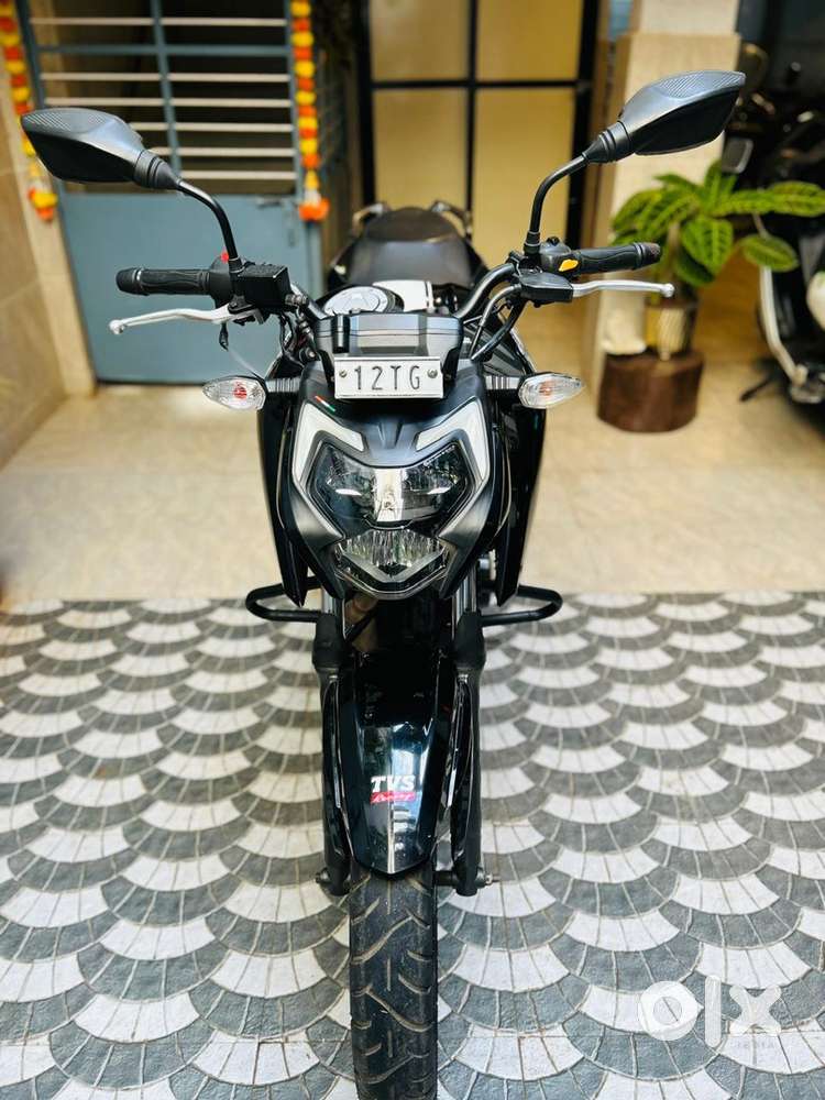 MINT CONDITION APACHE RTR 1604v FOR SELL