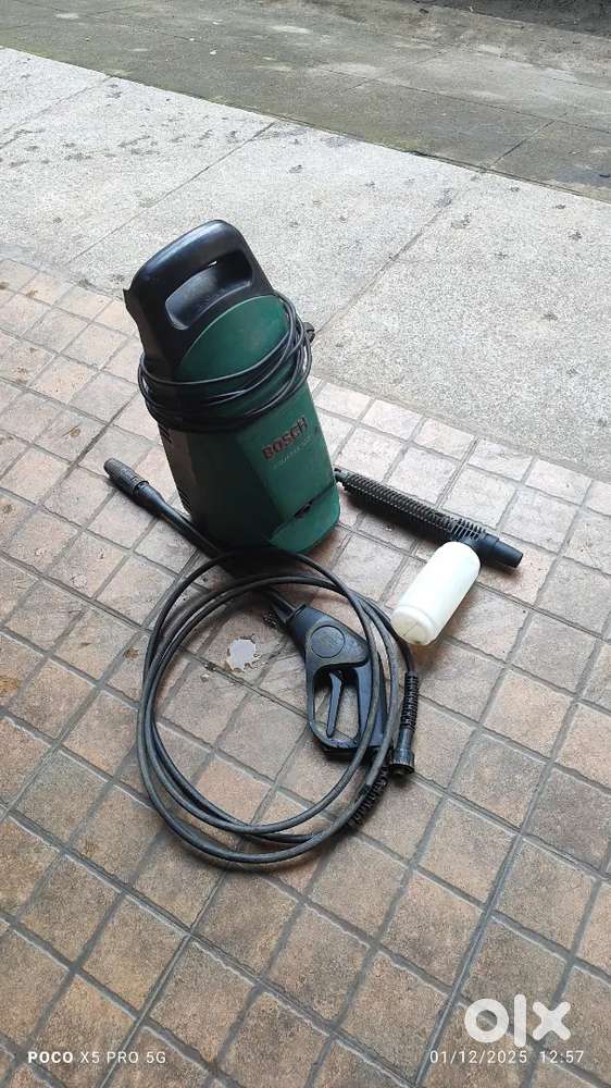 Bosch company car washing machine