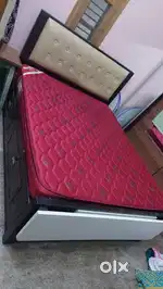 Bed and mattress