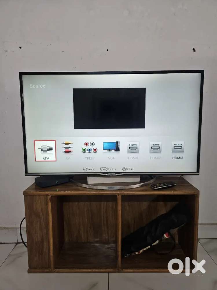 Micromax 43 inch TV with wooden unit