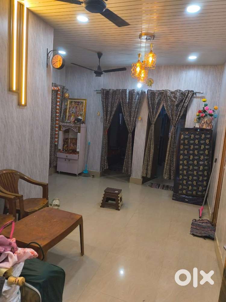 Ac, fridge,gizer,Ro,Washing machine,coller,bed,Dressing table,Microwae