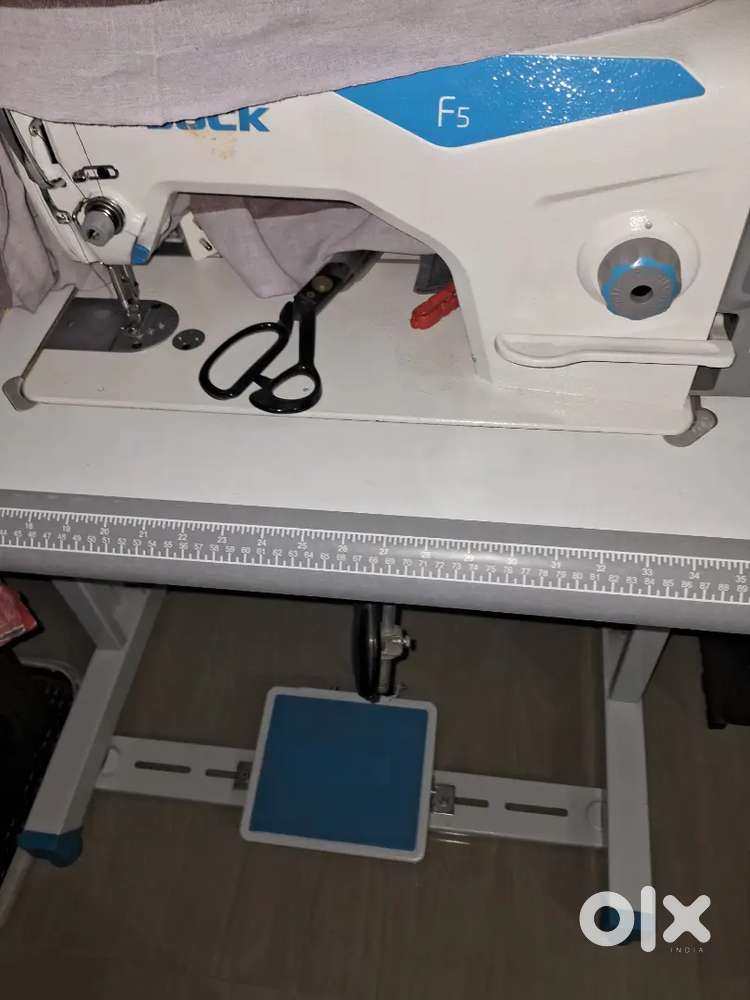 Stitching machine