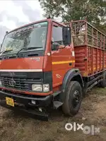 Tata motors  model 2019 , 20 feet ,10 and half ton passing